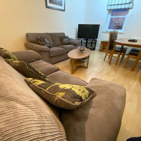 4 Varis Apartments Forres Luaran gambar