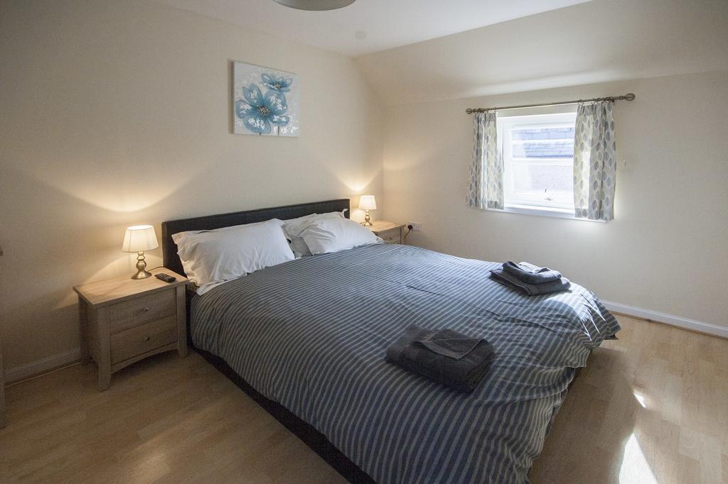 4 Varis Apartments Forres Luaran gambar